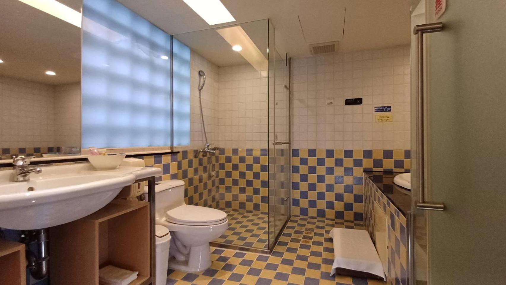 Blue Ocean Hotel Keelung Zewnętrze zdjęcie
